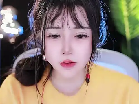 Snapshot of Qiaoqiao_ chatting on 03-16-25, 01:06 Qiaoqiao online show from 03-16-25, 01:06