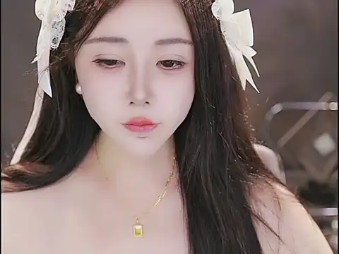 Snapshot of Qiaoqiao_ chatting on 11-12-25, 02:28 Qiaoqiao online show from 11-12-25, 02:28