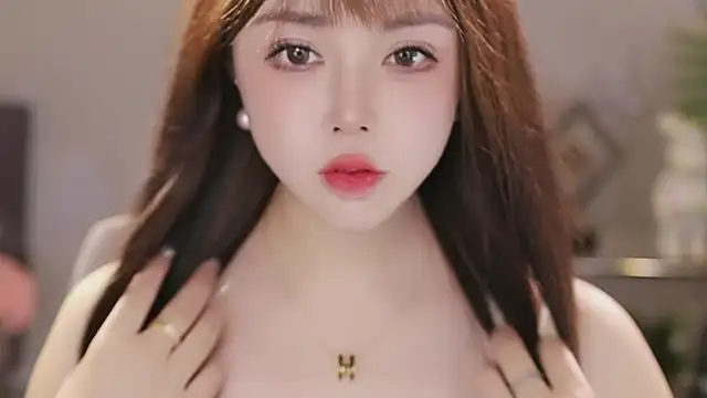 Snapshot of Qiaoqiao_ chatting on 02-25-26, 01:21 Qiaoqiao online show from 02-25-26, 01:21