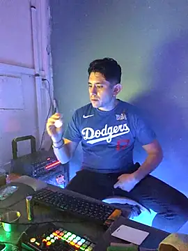 Snapshot of Anto_BWC chatting on 10-03-25, 08:00 Anto BWC online show from 10-03-25, 08:00