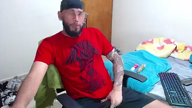 Snapshot of samir_music chatting on 09-23-25, 01:30 samir music online show from 09-23-25, 01:30