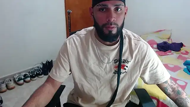 Snapshot of samir_music chatting on 09-29-25, 11:09 samir music online show from 09-29-25, 11:09