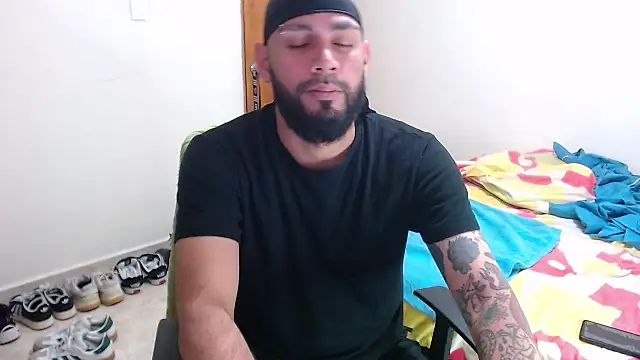 Snapshot of samir_music chatting on 10-02-25, 12:01 samir music online show from 10-02-25, 12:01