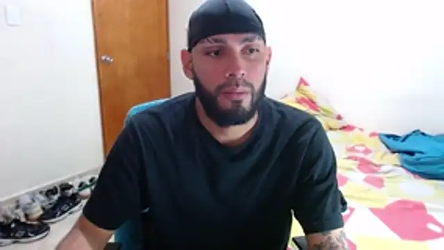 Snapshot of samir_music chatting on 10-16-25, 03:07 samir music online show from 10-16-25, 03:07