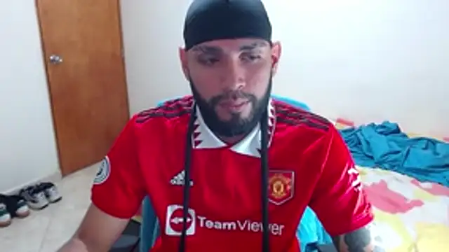 Snapshot of samir_music chatting on 10-21-25, 07:14 samir music online show from 10-21-25, 07:14