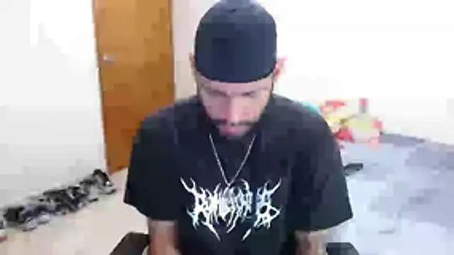 Snapshot of samir_music chatting on 11-04-25, 07:13 samir music online show from 11-04-25, 07:13