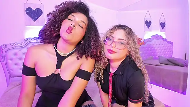 NiaColusi online show from 02-05-25, 08:04