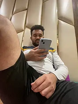 Snapshot of BengaliBabu_Rohan chatting on 12-20-24, 06:02 BengaliBabu Rohan online show from 12-20-24, 06:02