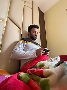 Snapshot of BengaliBabu_Rohan chatting on 12-21-24, 07:45 BengaliBabu Rohan online show from 12-21-24, 07:45