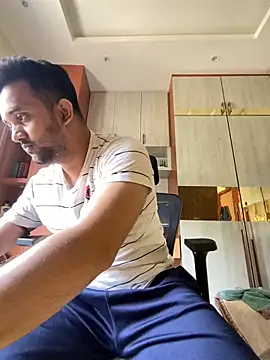 Snapshot of BengaliBabu_Rohan chatting on 02-24-25, 06:27 BengaliBabu Rohan online show from 02-24-25, 06:27