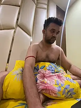 Snapshot of BengaliBabu_Rohan chatting on 03-01-25, 08:10 BengaliBabu Rohan online show from 03-01-25, 08:10