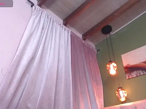 Snapshot of ysabel_sanchez4 chatting on 09-13-25, 08:19 ysabel sanchez4 online show from 09-13-25, 08:19