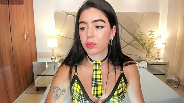 Snapshot of zoee_jackson chatting on 02-20-25, 09:53 zoee jackson online show from 02-20-25, 09:53