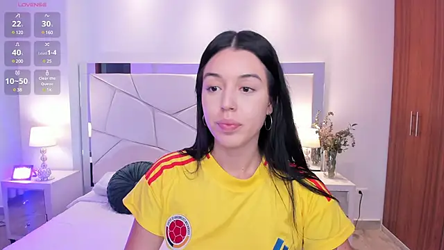 Snapshot of zoee_jackson chatting on 03-20-25, 07:14 zoee jackson online show from 03-20-25, 07:14