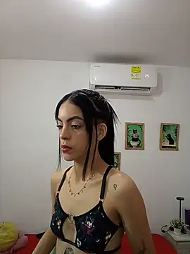 LilitRobins online show from 07-05-26, 07:54