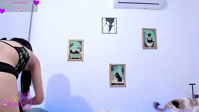 LilitRobins online show from 07-11-26, 03:31