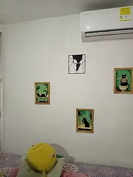 LilitRobins online show from 07-31-26, 10:31
