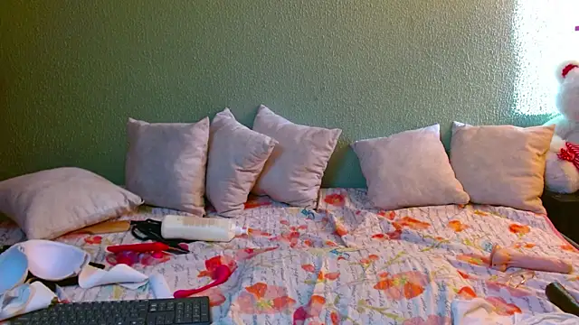 MirandaDream2 online show from 01-19-25, 08:51