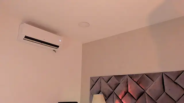 Luisa0110 online show from 05-28-26, 03:09
