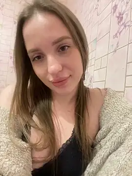 Snapshot of EdnaBradley chatting on 01-31-25, 09:59 EdnaBradley online show from 01-31-25, 09:59