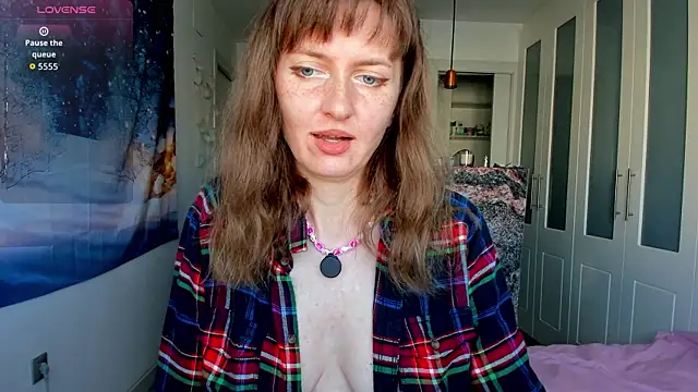 YourSexyNeighbour online show from 12-22-25, 03:09