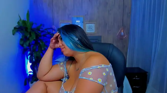 Xisu  online show from 12-16-24, 03:51