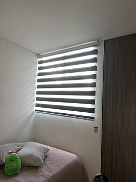 Snapshot of AmmyCollinsW chatting on 01-08-25, 08:29 AmmyCollinsW online show from 01-08-25, 08:29