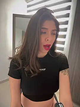 Snapshot of AmmyCollinsW chatting on 02-06-25, 08:23 AmmyCollinsW online show from 02-06-25, 08:23