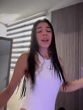 Snapshot of AmmyCollinsW chatting on 02-18-25, 07:52 AmmyCollinsW online show from 02-18-25, 07:52