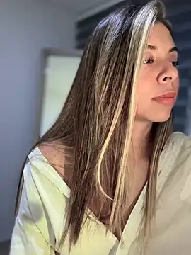 Snapshot of AmmyCollinsW chatting on 03-11-25, 11:37 AmmyCollinsW online show from 03-11-25, 11:37