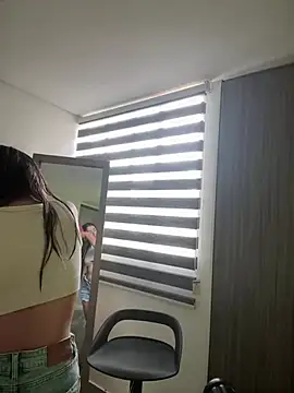 Snapshot of AmmyCollinsW chatting on 03-21-25, 08:08 AmmyCollinsW online show from 03-21-25, 08:08