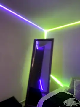 Snapshot of AmmyCollinsW chatting on 09-17-25, 08:54 AmmyCollinsW online show from 09-17-25, 08:54