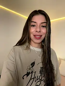 Snapshot of AmmyCollinsW chatting on 10-04-25, 08:07 AmmyCollinsW online show from 10-04-25, 08:07