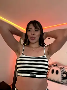 Snapshot of AmmyCollinsW chatting on 10-21-25, 09:26 AmmyCollinsW online show from 10-21-25, 09:26