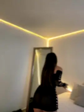 Snapshot of AmmyCollinsW chatting on 11-25-25, 09:37 AmmyCollinsW online show from 11-25-25, 09:37