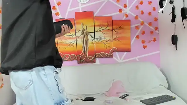 Fresahot2005 online show from 03-22-25, 07:53