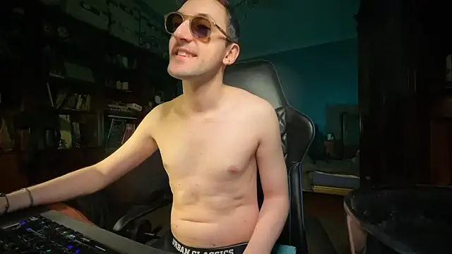 Snapshot of Stefisexy91 chatting on 01-18-25, 08:19 Stefisexy91 online show from 01-18-25, 08:19