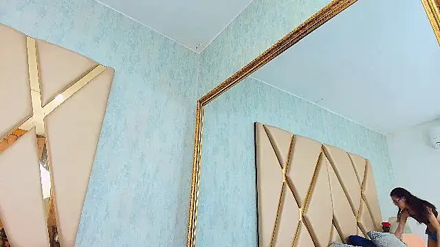 NicoleEsposito online show from 02-27-25, 09:11