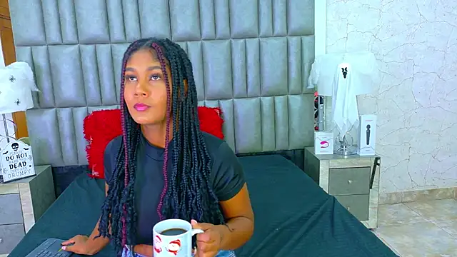 AlisonJaimes online show from 10-08-25, 01:20