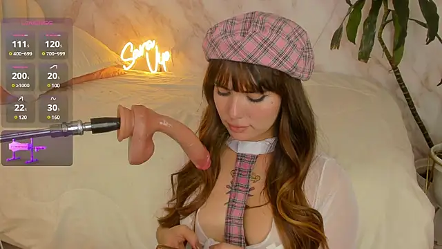 Saravipper1 online show from 12-08-24, 04:14