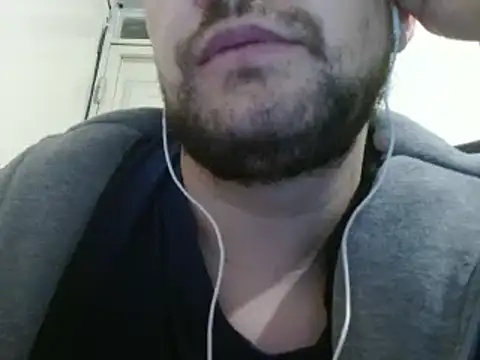 Snapshot of camiloking1720 chatting on 12-12-24, 08:47 camiloking1720 online show from 12-12-24, 08:47