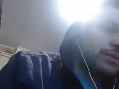 Snapshot of camiloking1720 chatting on 01-15-25, 03:11 camiloking1720 online show from 01-15-25, 03:11