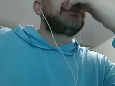 Snapshot of camiloking1720 chatting on 01-23-25, 05:02 camiloking1720 online show from 01-23-25, 05:02