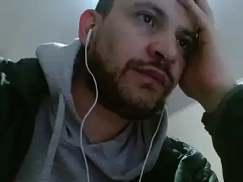 Snapshot of camiloking1720 chatting on 01-24-25, 07:08 camiloking1720 online show from 01-24-25, 07:08