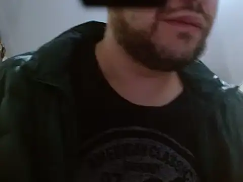 Snapshot of camiloking1720 chatting on 02-28-25, 01:05 camiloking1720 online show from 02-28-25, 01:05