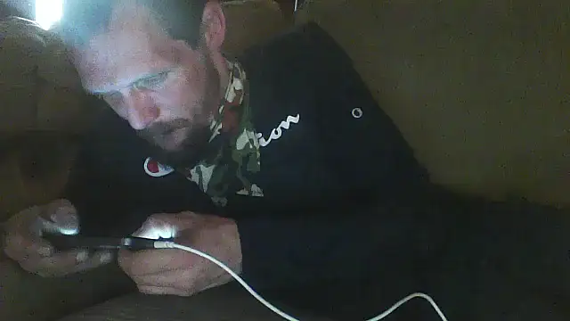 luke thighwalker2469 online show from 12-14-25, 12:27