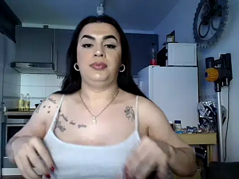Dulce hot 23  online show from 05-19-26, 02:45