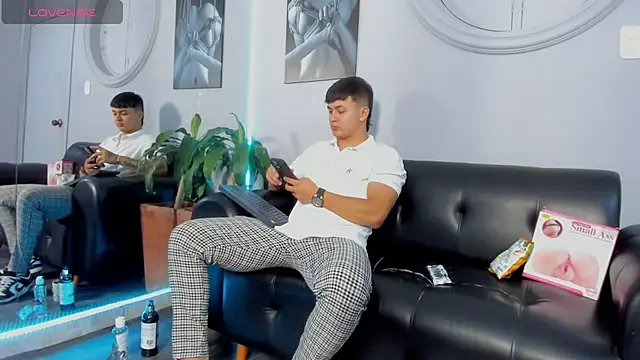 Cristopher strong online show from 02-01-25, 12:47