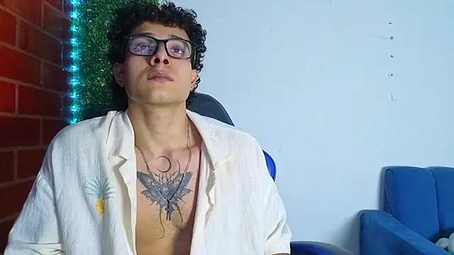 Demitryo online show from 04-09-26, 12:43