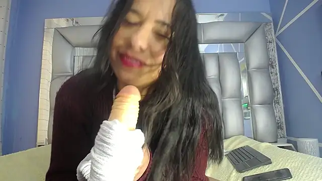 Snapshot of angelina_ny chatting on 12-29-24, 12:55 angelina ny online show from 12-29-24, 12:55